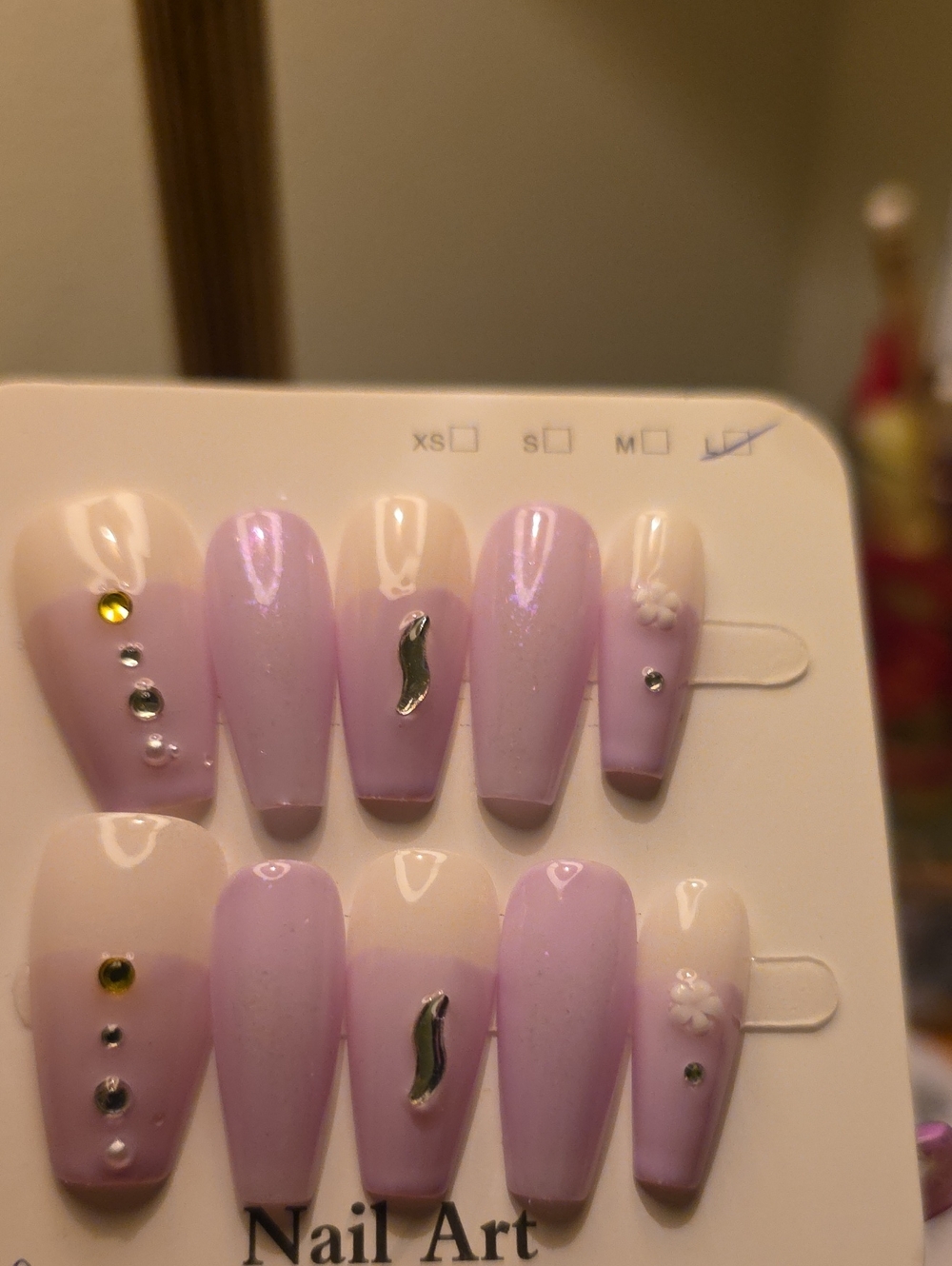 Press-On Nail Set in Lavender Ombre with Rhinestones Size Large